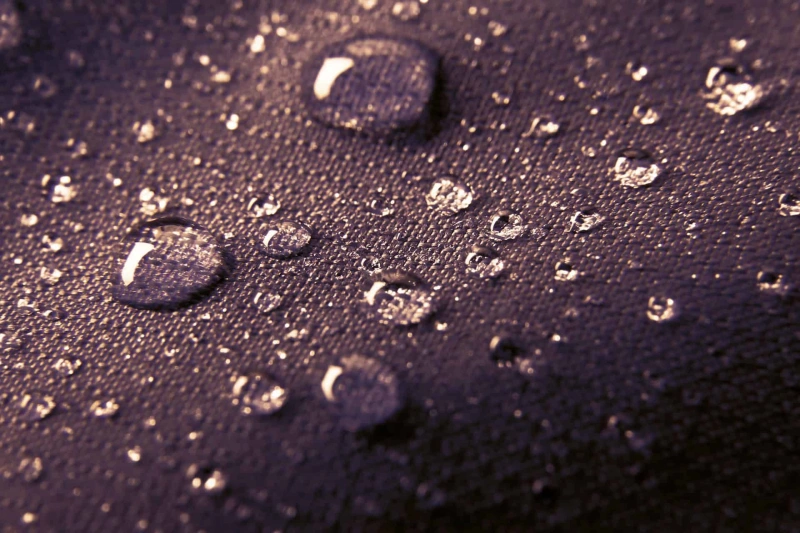 Fire-retardant treatment for fabrics